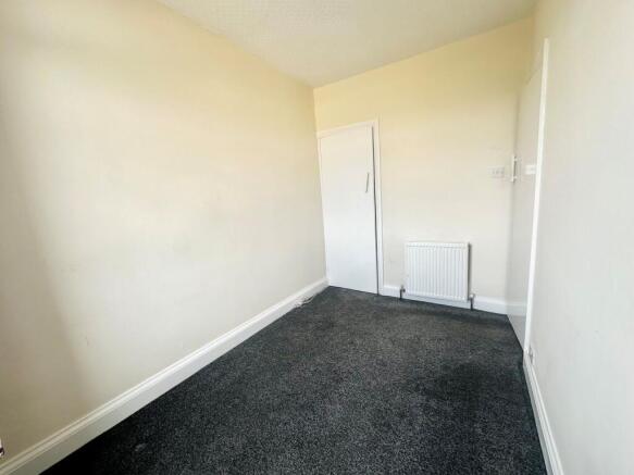 2 bed Town House to rent Image 10