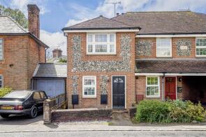 1, Finings Cottages, Finings Road, Lane End HP14 3EY