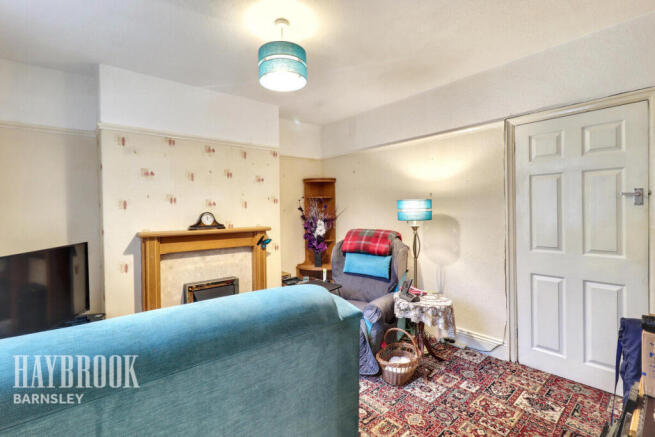 2 bed Semi-Detached for sale Image 5