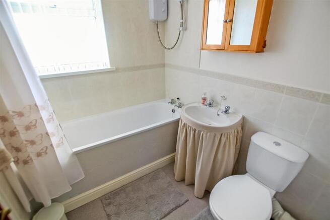 Bathroom.jpg