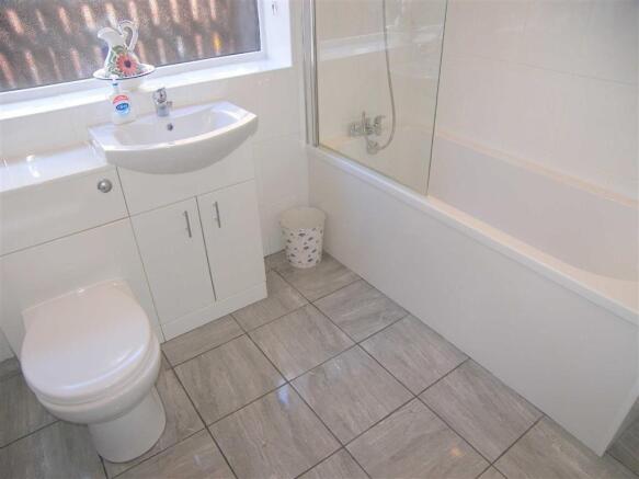 BATHROOM / WC