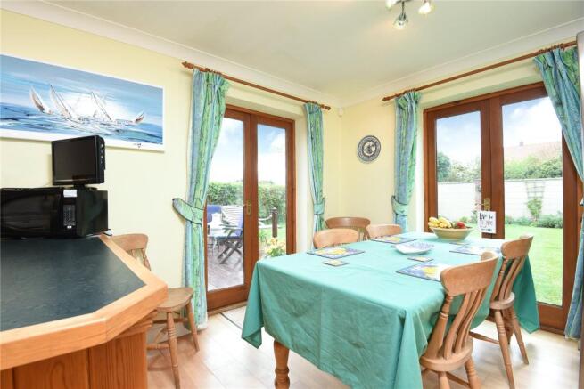 Breakfast Room