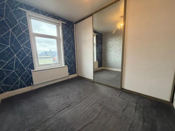 3 bed Terraced to rent Image 10