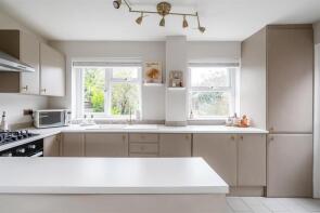 5, Stoneythorpe Close, Hillfield, Solihull B91 3XD