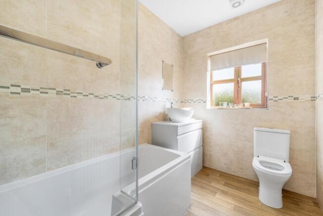 2 Whiteacre Gardens (Gedney)-31