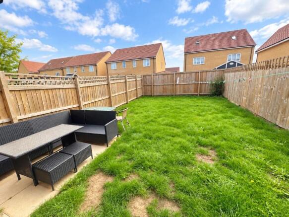 2 bed Semi-Detached for sale Image 9