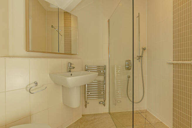 7 St Elphin's House, Darley Dale, Derbyshire, DE4 2RL photo 5