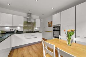 59, Tensing Gardens, Billericay CM12 9JY