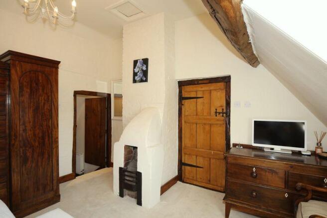 BEDROOM TWO