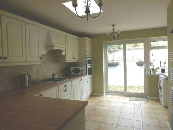 Kitchen/Breakfast Ro