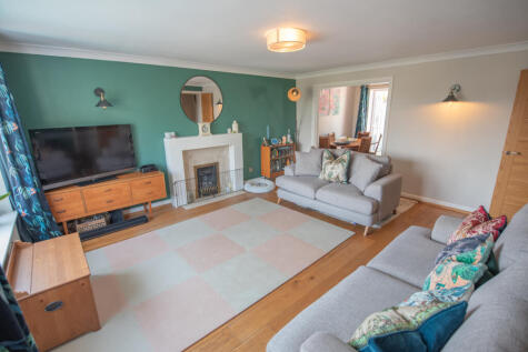 3 Bobbin Mill Court, Steeton BD20 6PU