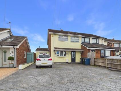 Noel Gate, Aughton, L39