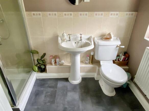 Master Bedroom Ensuite