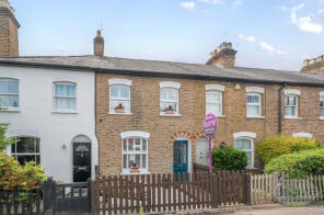 34, Portsmouth Road, Cobham KT11 1HZ