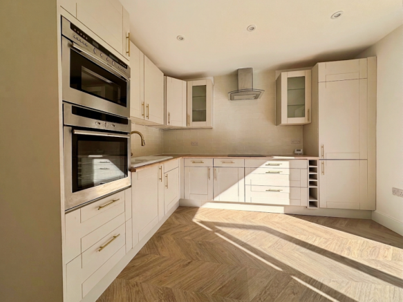 Scatcherd Lane, Leeds, LS27 photo 3