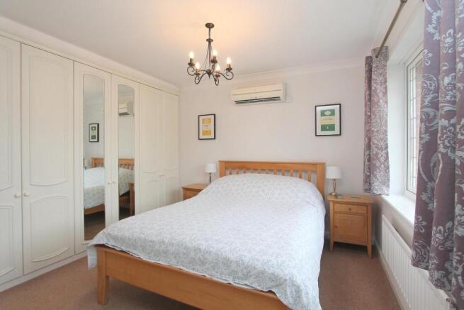 BED 1.JPG