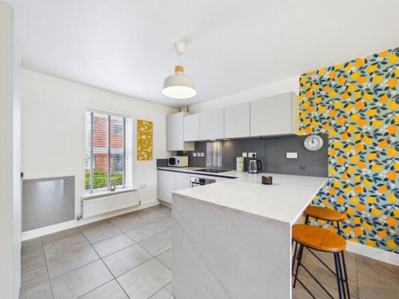 4 bed Detached for sale Image 4