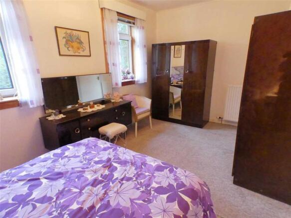 Bedroom One (2)