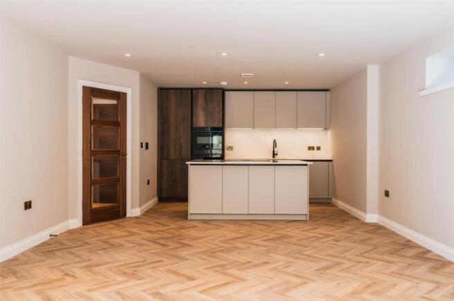 1 bed Apartment for sale Image 5