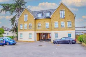 8, Portland Court, Brocket Road, Hoddesdon EN11 8FB