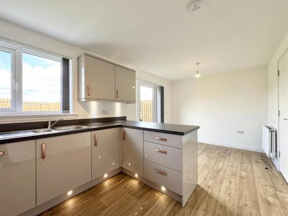 Kitchen/Dining