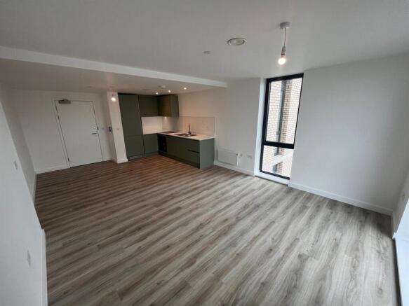 wDTe_cc3UkOWdycIHcatng (1).jpg