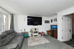 Flat 24, Edwards Court, Turners Hill, Waltham Cross EN8 8SA