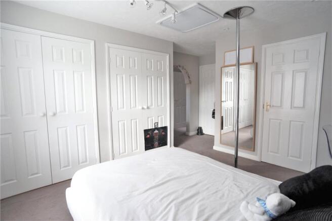 Bedrooom 2