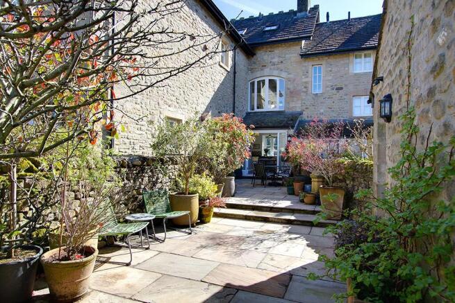Rear courtyard