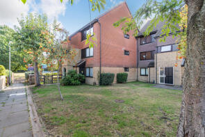 67, Peerless Drive, Uxbridge UB9 6JF