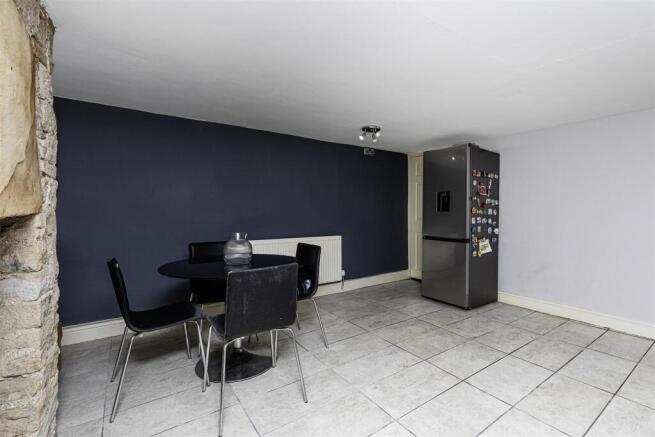 2 bed Terraced for sale Image 10
