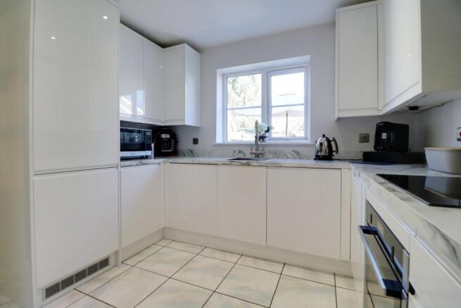 Kitchen..jpg