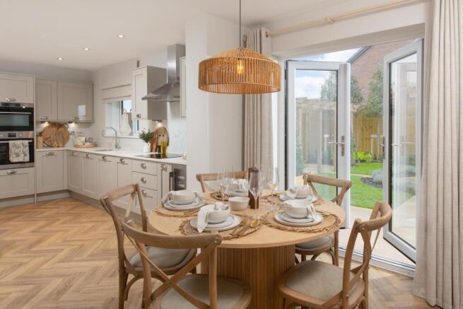 4 bed Detached for sale Image 5
