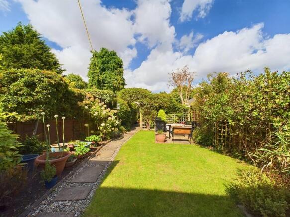 3 bed Semi-Detached for sale Image 10