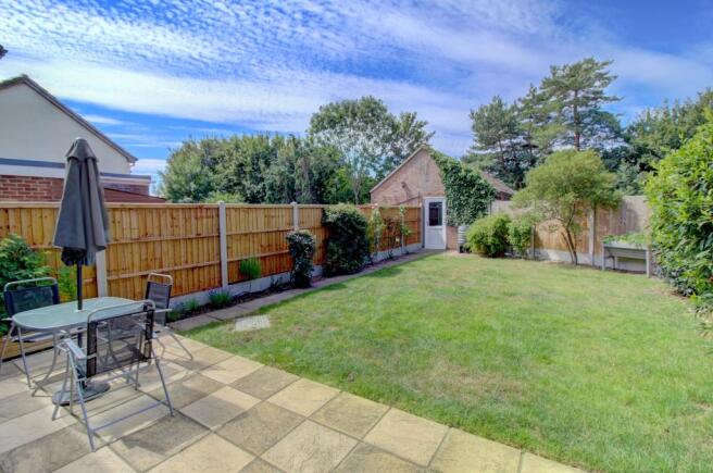 Petrebrook , Chelmsford, CM2 (16)