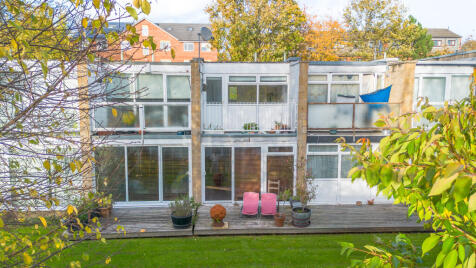 Newton Garth, Chapel Allerton, LS7 4HG