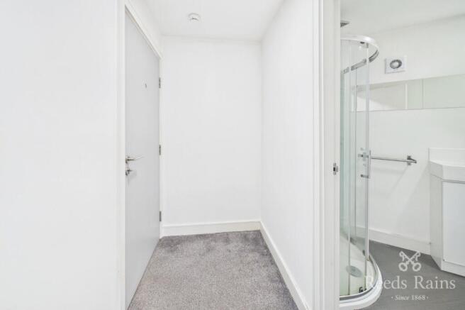 1 bed Apartment to rent Image 8