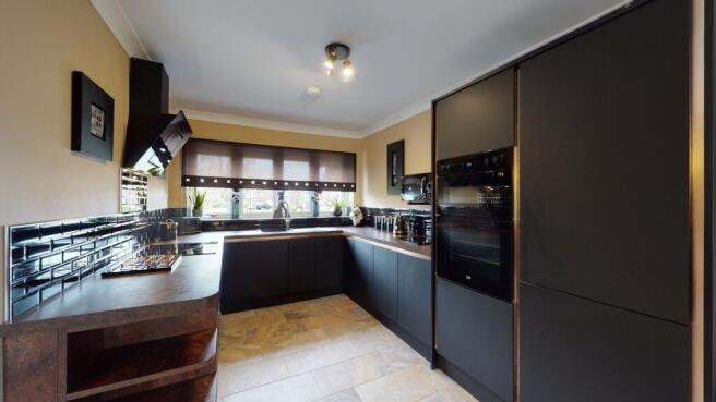 2 bed Detached Bungalow for sale Image 6