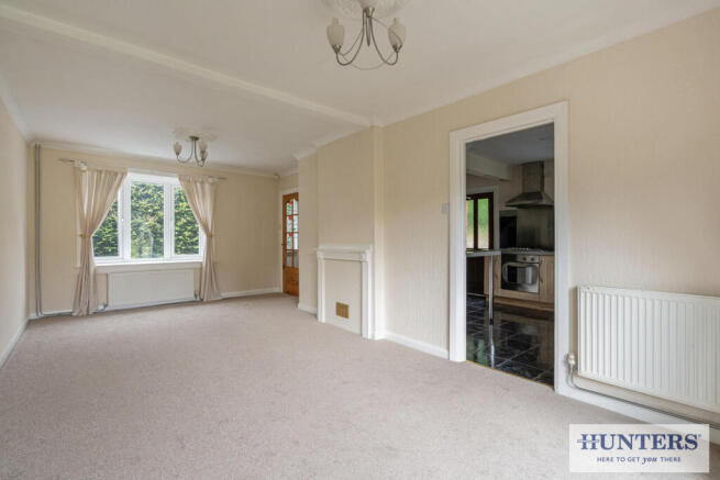3 bed Semi-Detached for sale Image 4