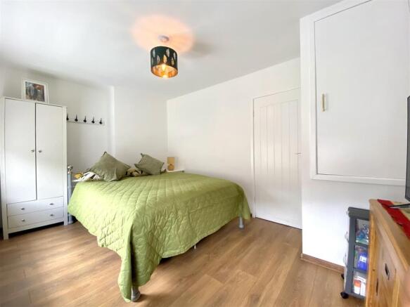 1 bed Terraced for sale Image 9
