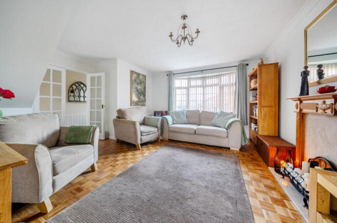 1400563-7-697c85b...