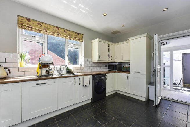 4 bed End of Terrace for sale Image 7