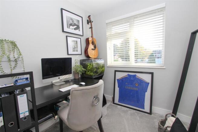 BEDROOM 3.jpg
