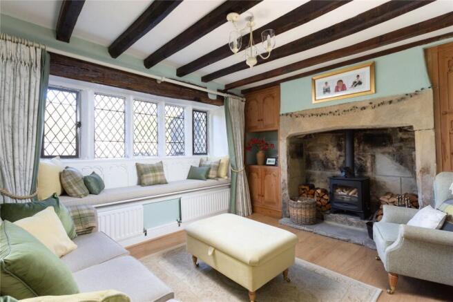 6 bed Detached for sale Image 6