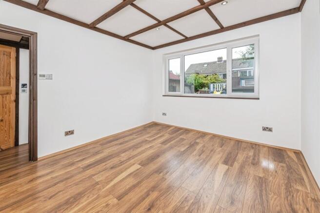 2 bed Detached Bungalow for sale Image 6