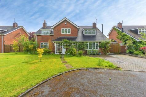 Broomfield Close, Chelford, Macclesfield, Cheshire, SK11