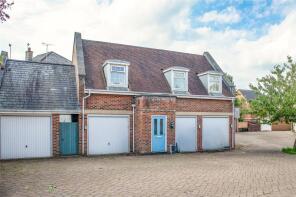 21, Hidcot Court, Redhouse, Swindon SN25 2ER