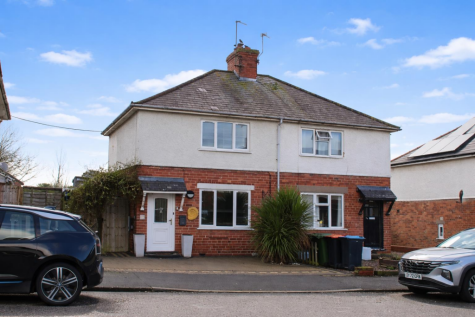 Stanton Avenue, Bradville, Milton Keynes