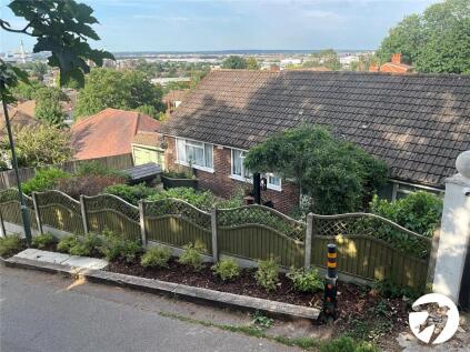 Bunkers Hill, Belvedere, DA17