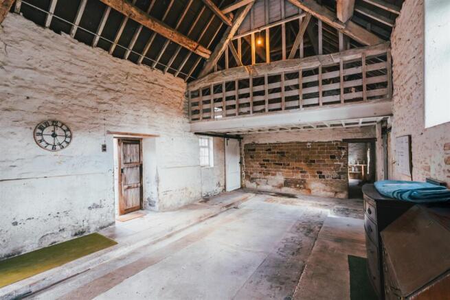 Barn 2 - Room 1